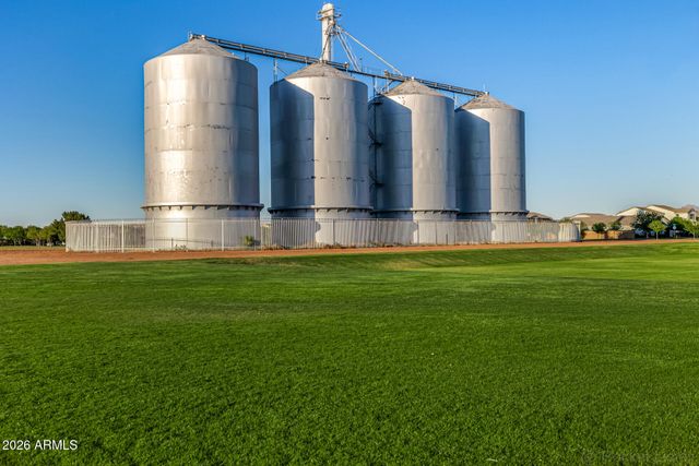 3934 E SAGEBRUSH Street, Gilbert, AZ 85296