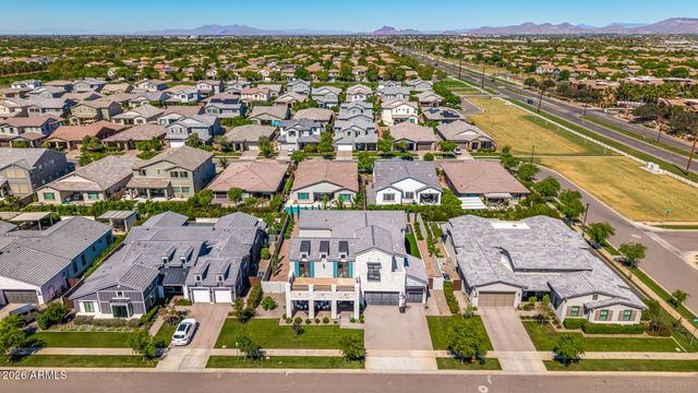 3934 E SAGEBRUSH Street, Gilbert, AZ 85296