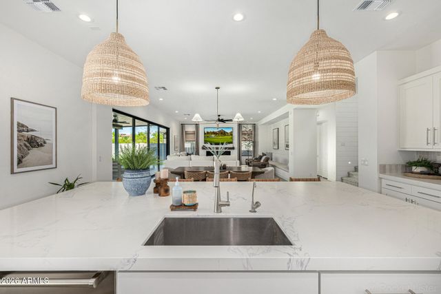 3934 E SAGEBRUSH Street, Gilbert, AZ 85296