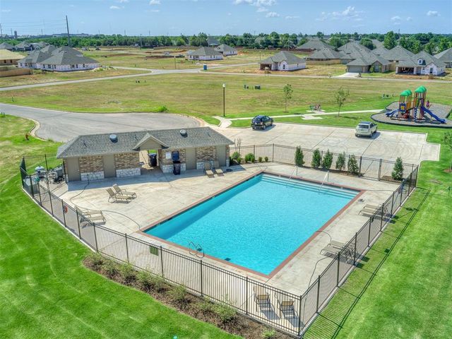 4225 NW 151 Street, Edmond, OK 73013