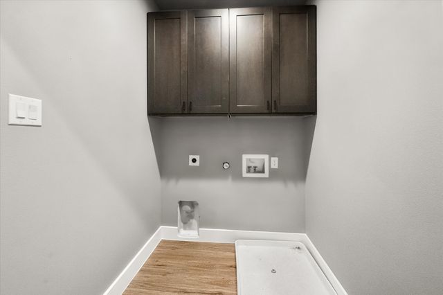 101 Iron Horse Lane, Denison, TX 75020