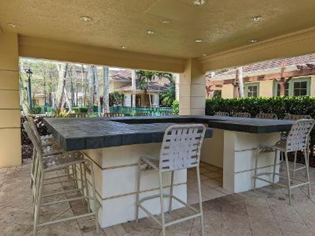 6966 W Sample Road 6966, Coral Springs, FL 33067