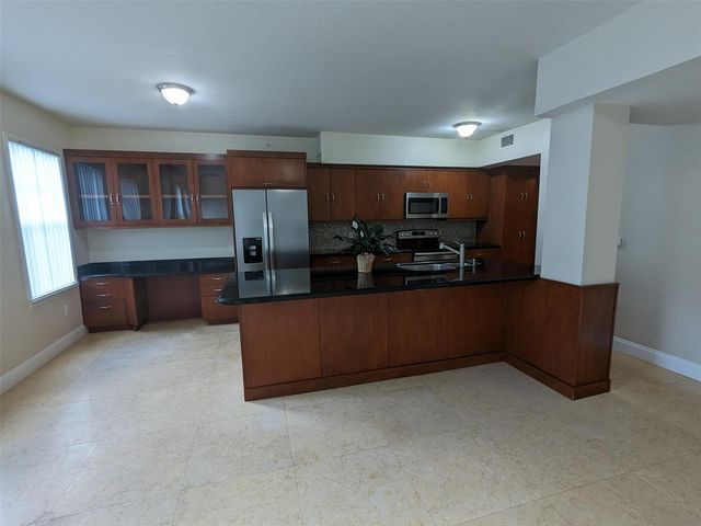 6966 W Sample Road 6966, Coral Springs, FL 33067