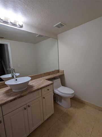 6966 W Sample Road 6966, Coral Springs, FL 33067