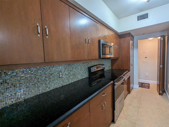 6966 W Sample Road 6966, Coral Springs, FL 33067