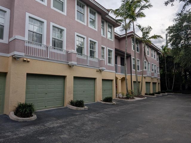 6966 W Sample Road 6966, Coral Springs, FL 33067