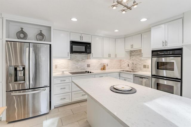 11538 Riverview Drive, Houston, TX 77077