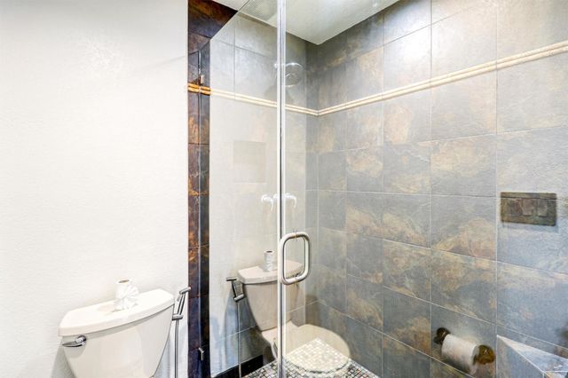 11538 Riverview Drive, Houston, TX 77077