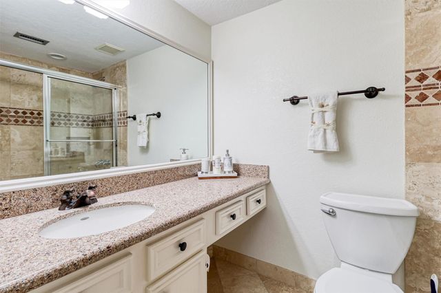 11538 Riverview Drive, Houston, TX 77077