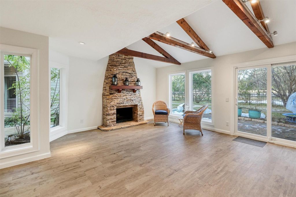 11538 Riverview Drive, Houston, TX 77077