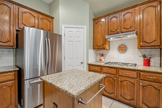 3649 Smoke Tree Trail, Fort Worth, TX 76040