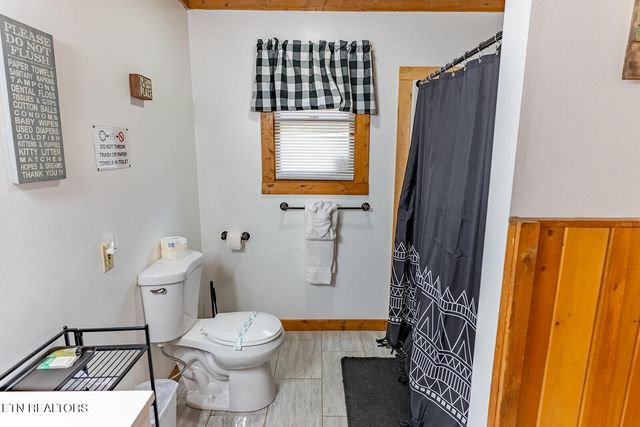 1935 Sb Ogle Lane, Sevierville, TN 37876