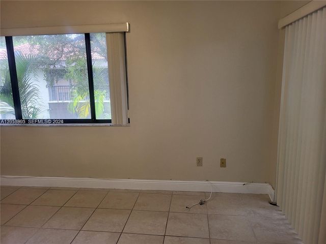 9843 SW 138th Ave EA2R, Miami, FL 33186