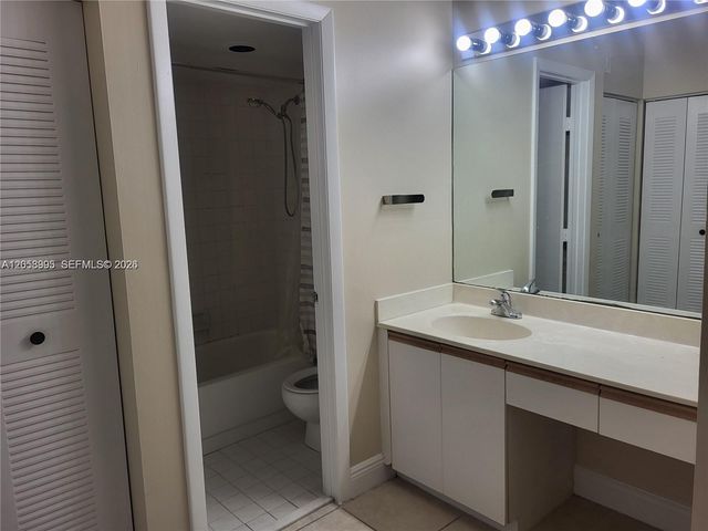 9843 SW 138th Ave EA2R, Miami, FL 33186