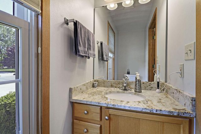 914 Riva RIDGE, Racine, WI 53402