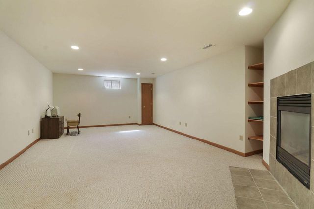 914 Riva RIDGE, Racine, WI 53402