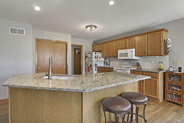 914 Riva RIDGE, Racine, WI 53402
