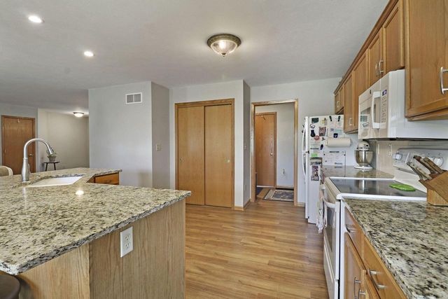 914 Riva RIDGE, Racine, WI 53402