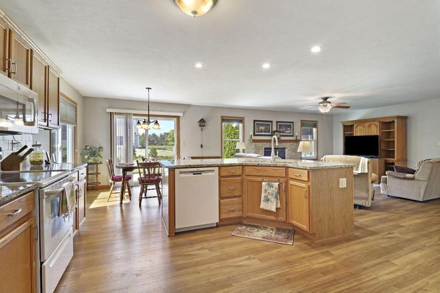 914 Riva RIDGE, Racine, WI 53402
