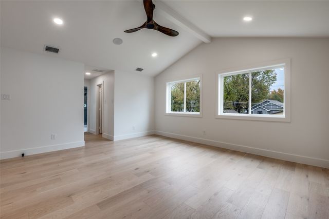 1018 Grandview Avenue, Dallas, TX 75223