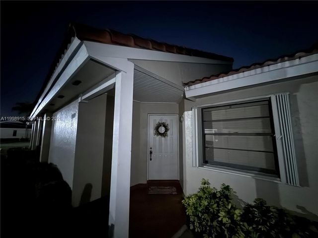17268 NW 60th Court, Hialeah, FL 33015