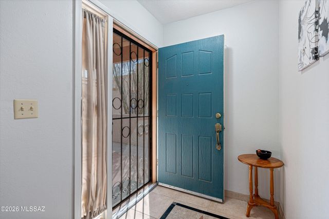 5755 N Camino Esplendora, Tucson, AZ 85718