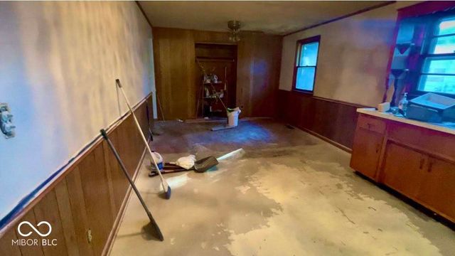 2526 E 5th Street, Anderson, IN 46012