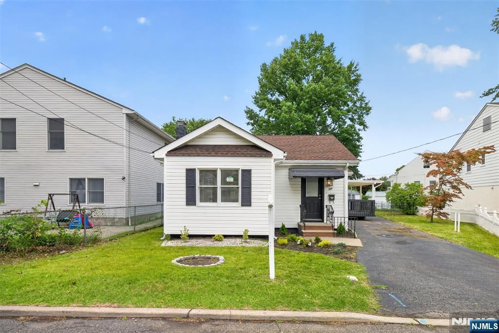 50 Kinzley Street, South Hackensack, NJ 07606