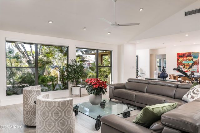 3123 N 47TH Place, Phoenix, AZ 85018