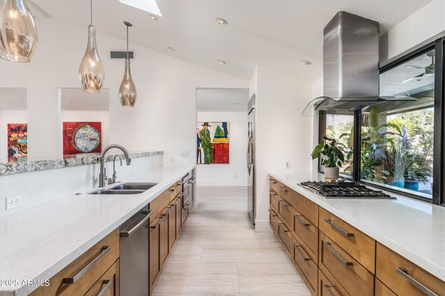 3123 N 47TH Place, Phoenix, AZ 85018