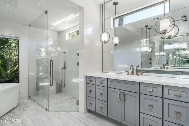 3123 N 47TH Place, Phoenix, AZ 85018