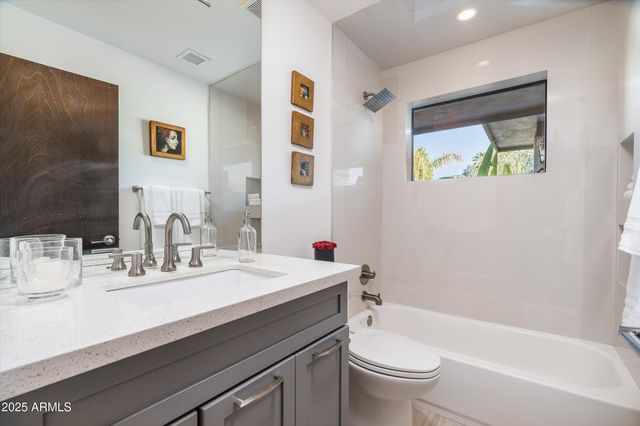 3123 N 47TH Place, Phoenix, AZ 85018