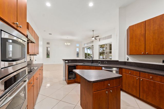 104 NW Rockbridge Court, Port St. Lucie, Port St Lucie, FL 34986