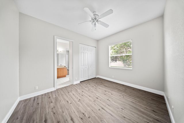 104 NW Rockbridge Court, Port St. Lucie, Port St Lucie, FL 34986