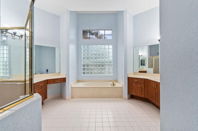 104 NW Rockbridge Court, Port St. Lucie, Port St Lucie, FL 34986