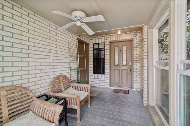 5485 FRIARSWAY DRIVE, Tampa, FL 33624