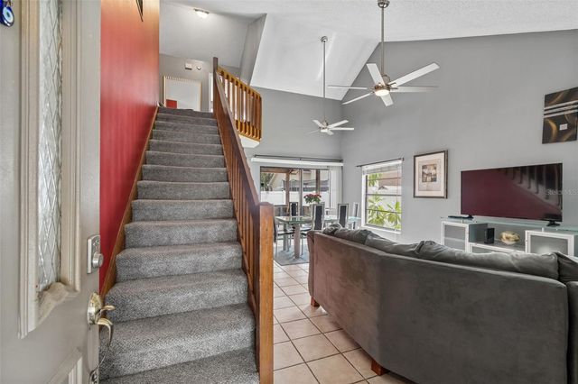 5485 FRIARSWAY DRIVE, Tampa, FL 33624