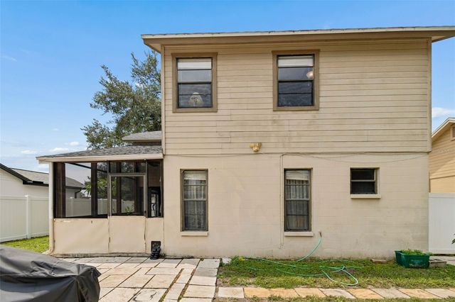 5485 FRIARSWAY DRIVE, Tampa, FL 33624