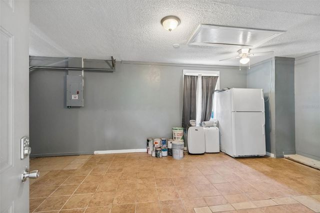 5485 FRIARSWAY DRIVE, Tampa, FL 33624