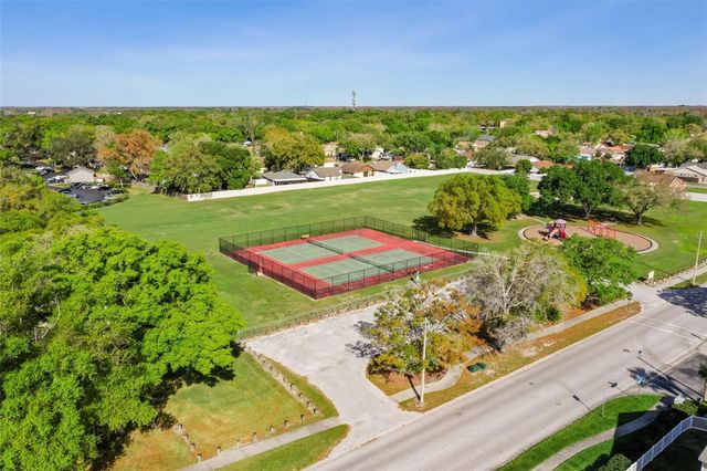 5485 FRIARSWAY DRIVE, Tampa, FL 33624