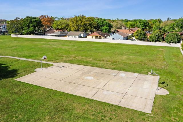 5485 FRIARSWAY DRIVE, Tampa, FL 33624