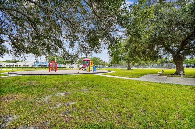 5485 FRIARSWAY DRIVE, Tampa, FL 33624