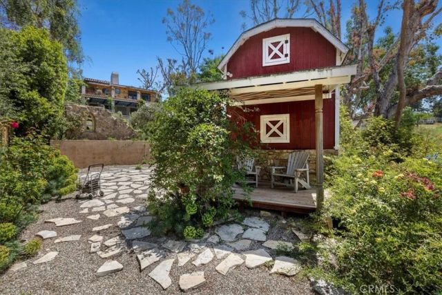 79 Dapplegray Lane, Rolling Hills Estates, CA 90274