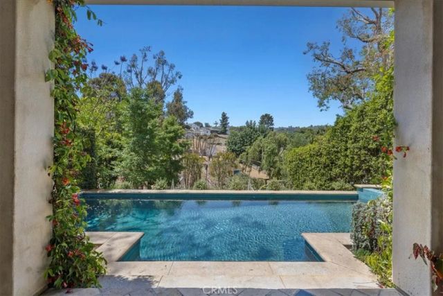 79 Dapplegray Lane, Rolling Hills Estates, CA 90274