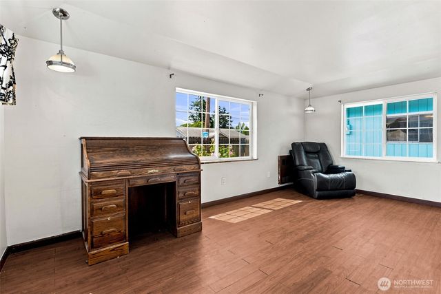 17053 35th Avenue S, Seatac, WA 98188