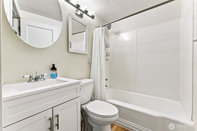 17053 35th Avenue S, Seatac, WA 98188