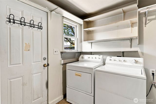 17053 35th Avenue S, Seatac, WA 98188