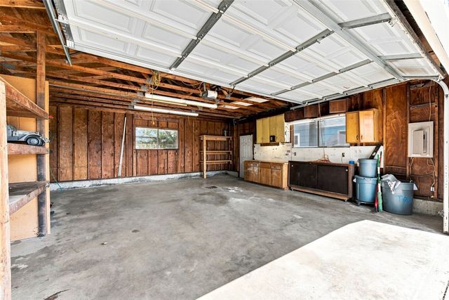17053 35th Avenue S, Seatac, WA 98188