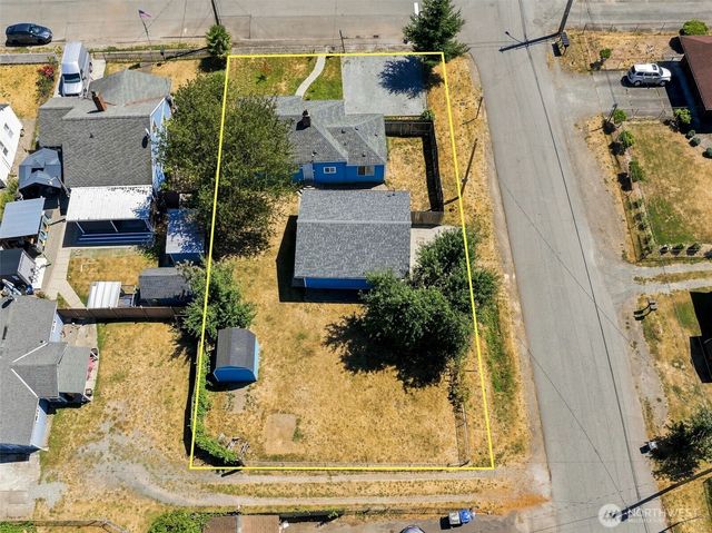 17053 35th Avenue S, Seatac, WA 98188