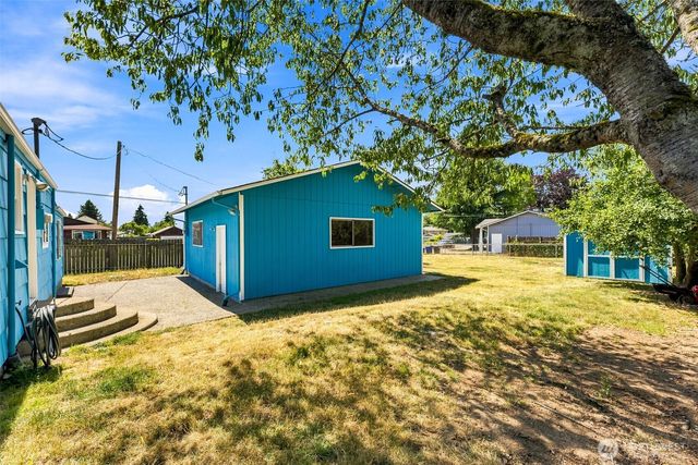 17053 35th Avenue S, Seatac, WA 98188
